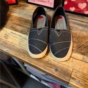 Casual Black Slip-On Shoes